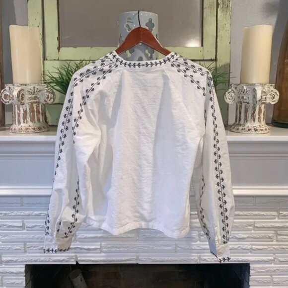 Treasure & Bond White V-Neck Boho Embroidered‎ Long Sleeve Top Small NWT - Picture 2 of 6